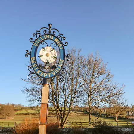 The Stable, Sedbury Park Farm * Gilling