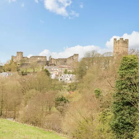 The Stable, Sedbury Park Farm Tatil Evi *